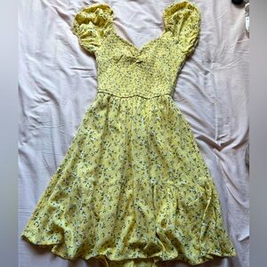 Hollister floral sun dress size xs